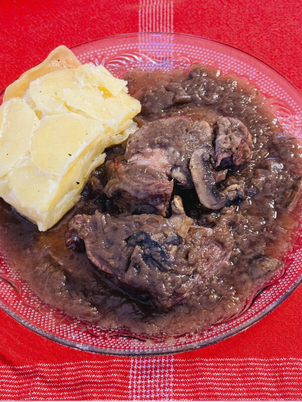 Lomo al chanpignon con papas a la crema